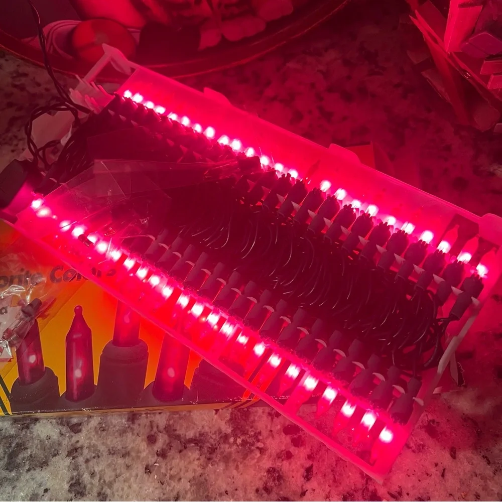 Crayola Purple Pizzazz 50 Light Set Box of Christmas Holiday Lights